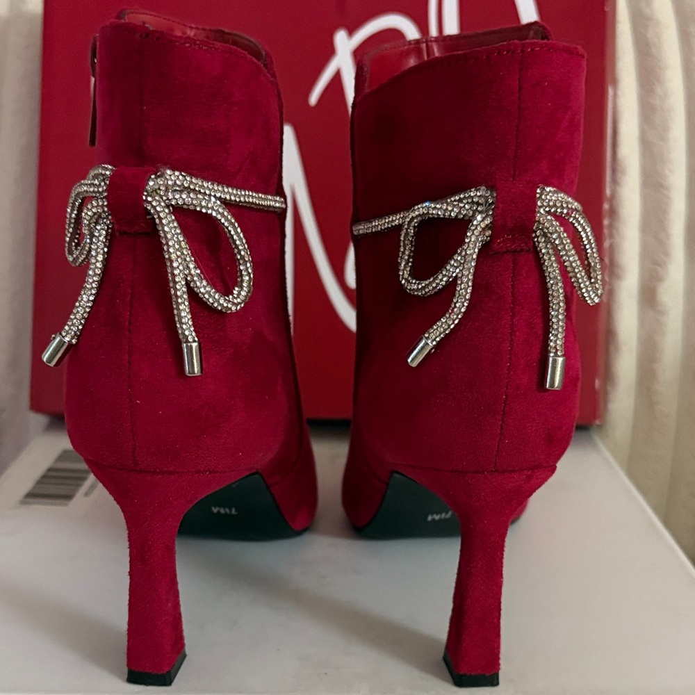 Impo Scarlet Red Heeled Boots with Bow Detail - Picture 5 of 6